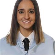 Profesora con una titulación en Educación Social